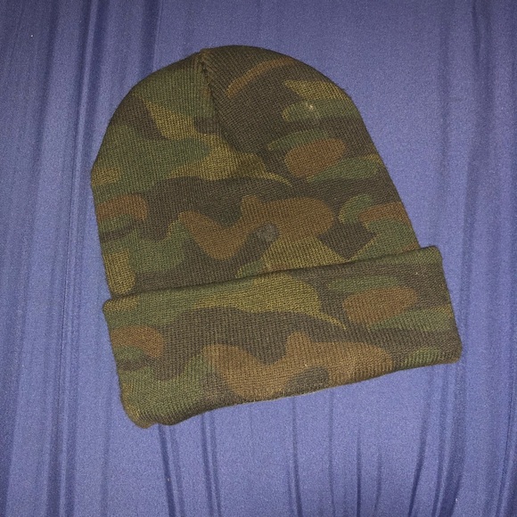 Camp Beanie - Picture 2 of 3